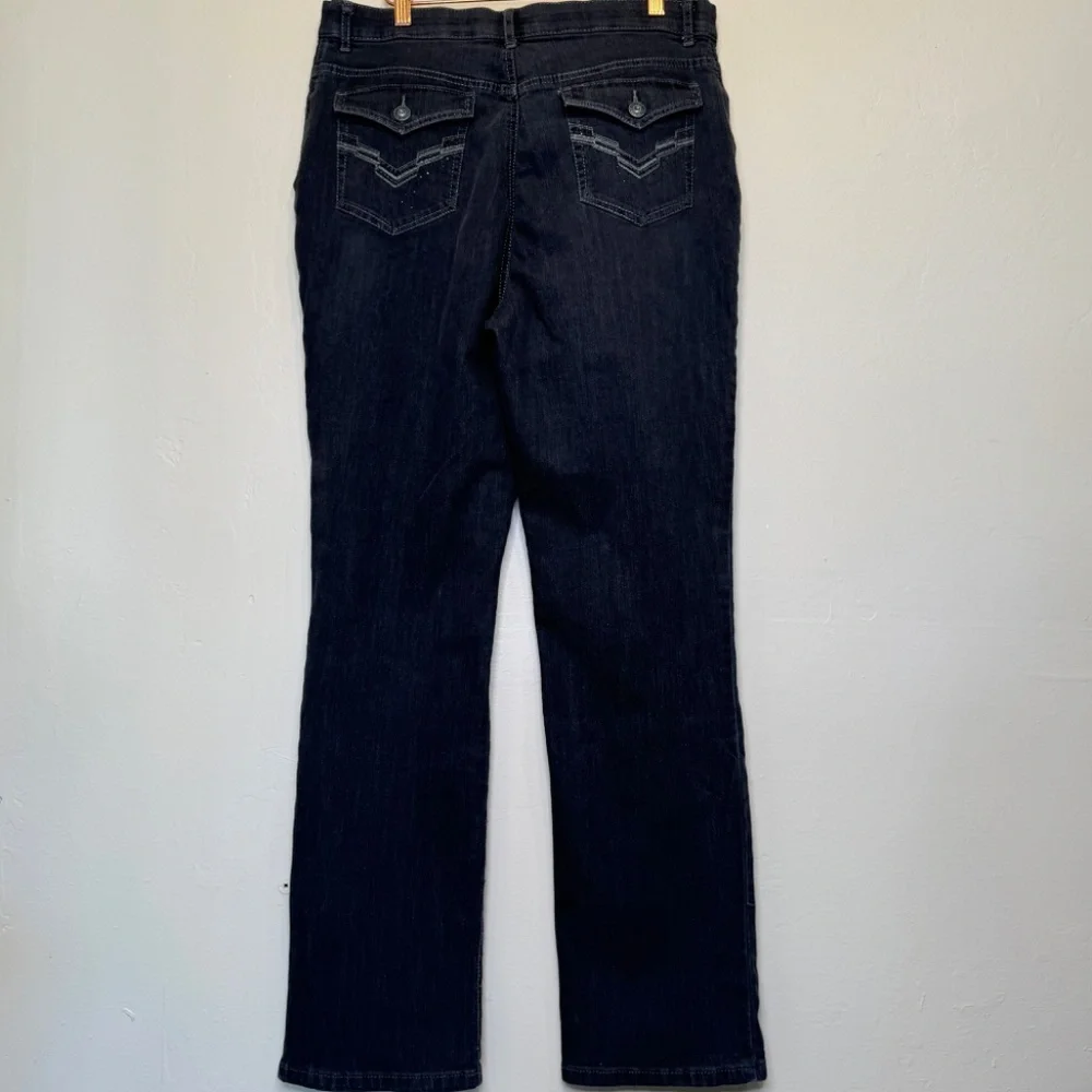 GV | Missy Rear Embroidered Pocket Flap Comfy Stretchy Straight Jeans - Picture 3 of 14
